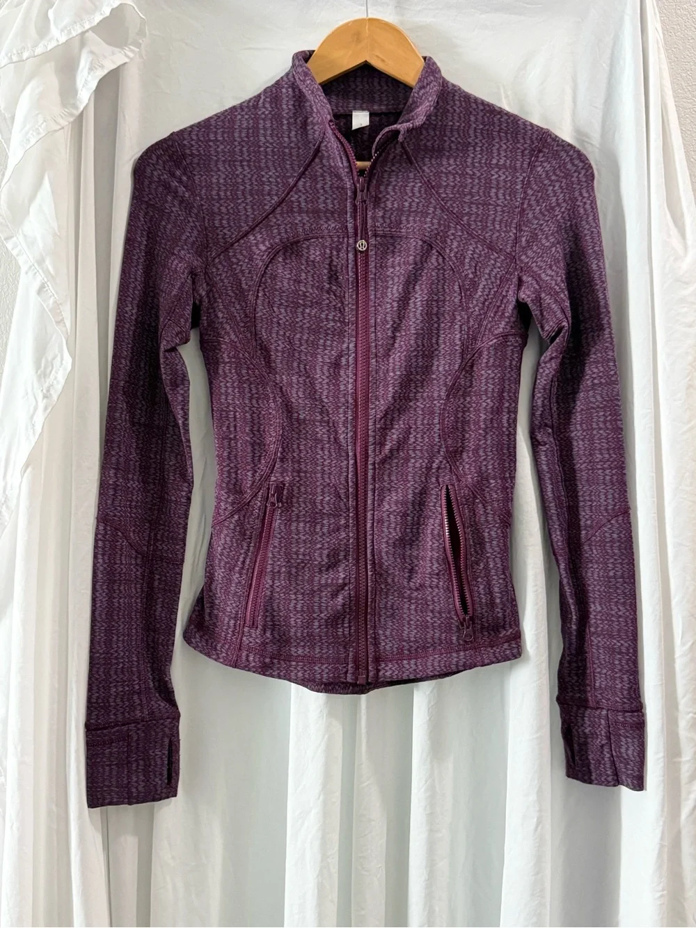 Lululemon Forme Jacket Cuffins Ziggy Wee September Plum Purple Size 2